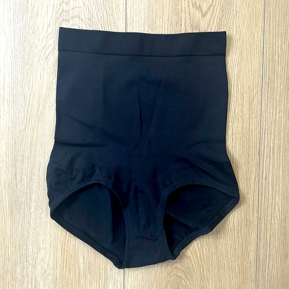 Jones New York Intimates & Sleepwear Womens Jones Ny Panty Waist Ab